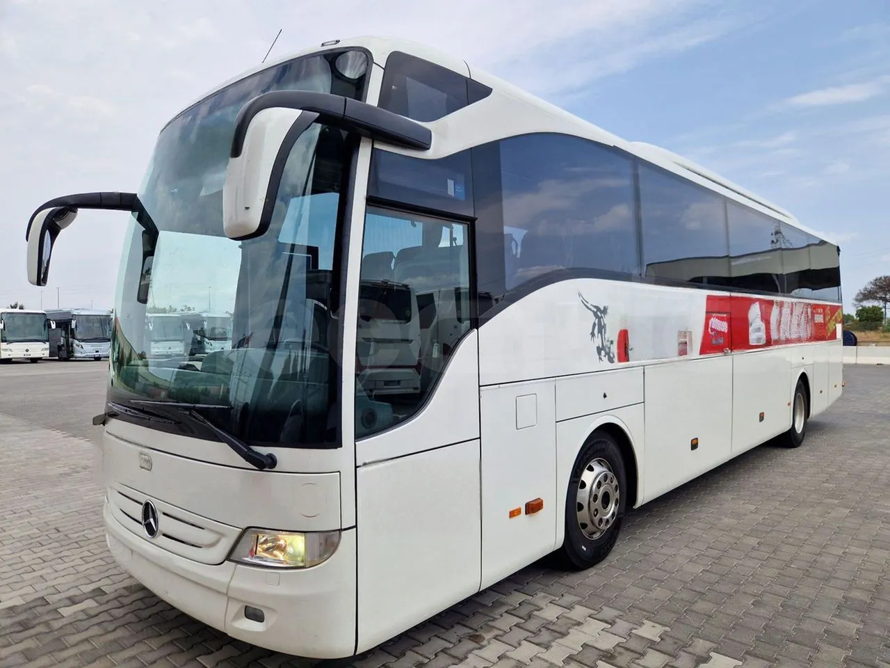 Mercedes-Benz Tourismo - مركبة كوتش: صورة 4 Mercedes-Benz Tourismo - مركبة كوتش: صورة 4