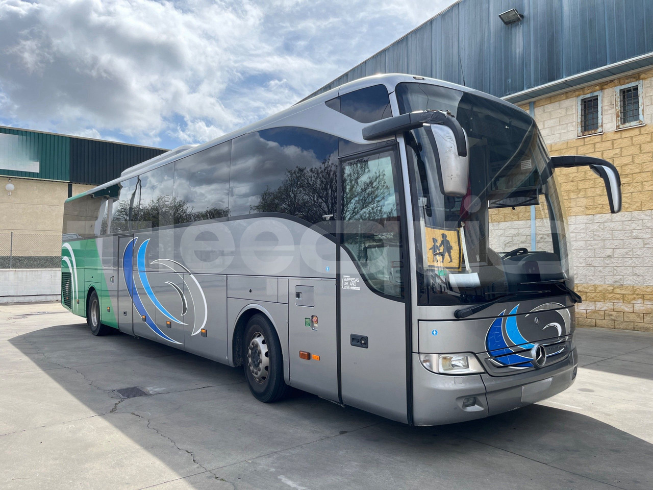 Mercedes-Benz Tourismo - مركبة كوتش: صورة 1 Mercedes-Benz Tourismo - مركبة كوتش: صورة 1