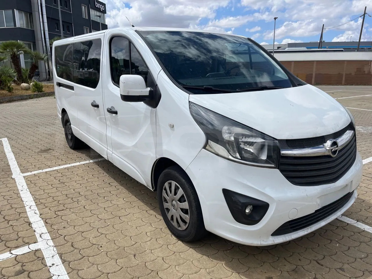 Opel Vivaro - B - حافلة صغيرة, ميكروباص: صورة 1 Opel Vivaro - B - حافلة صغيرة, ميكروباص: صورة 1