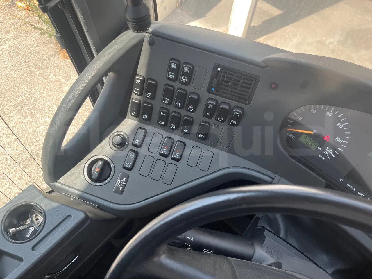Setra S411 - مركبة كوتش: صورة 3 Setra S411 - مركبة كوتش: صورة 3