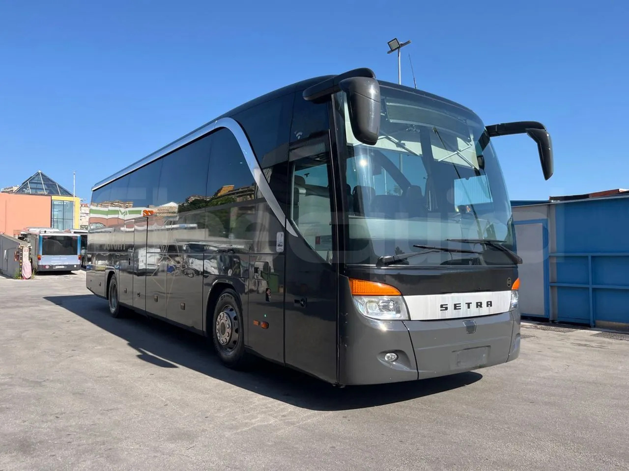 Setra S415 - مركبة كوتش: صورة 1 Setra S415 - مركبة كوتش: صورة 1