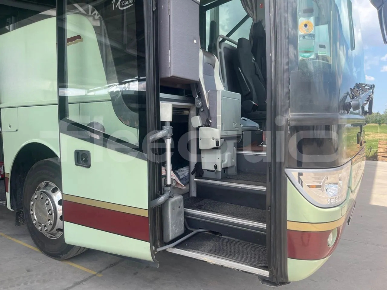 مركبة كوتش Van Hool Acron: صورة 10