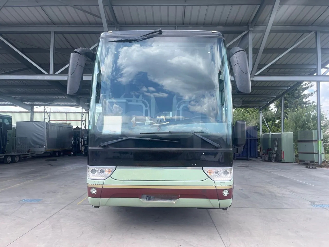 Van Hool Acron - مركبة كوتش: صورة 2 Van Hool Acron - مركبة كوتش: صورة 2