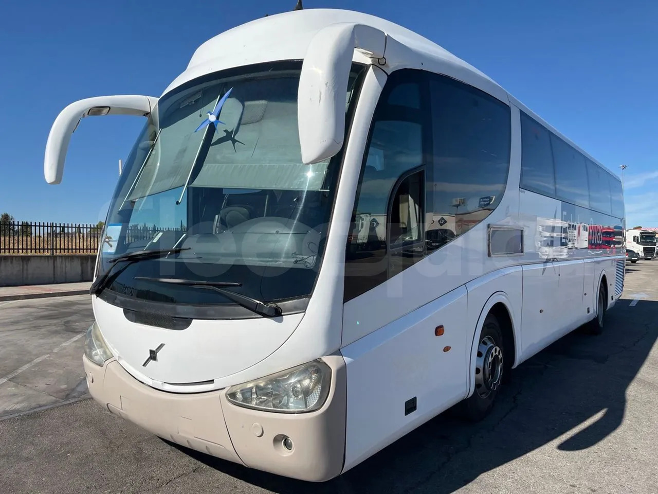 Volvo B12B - مركبة كوتش: صورة 4 Volvo B12B - مركبة كوتش: صورة 4