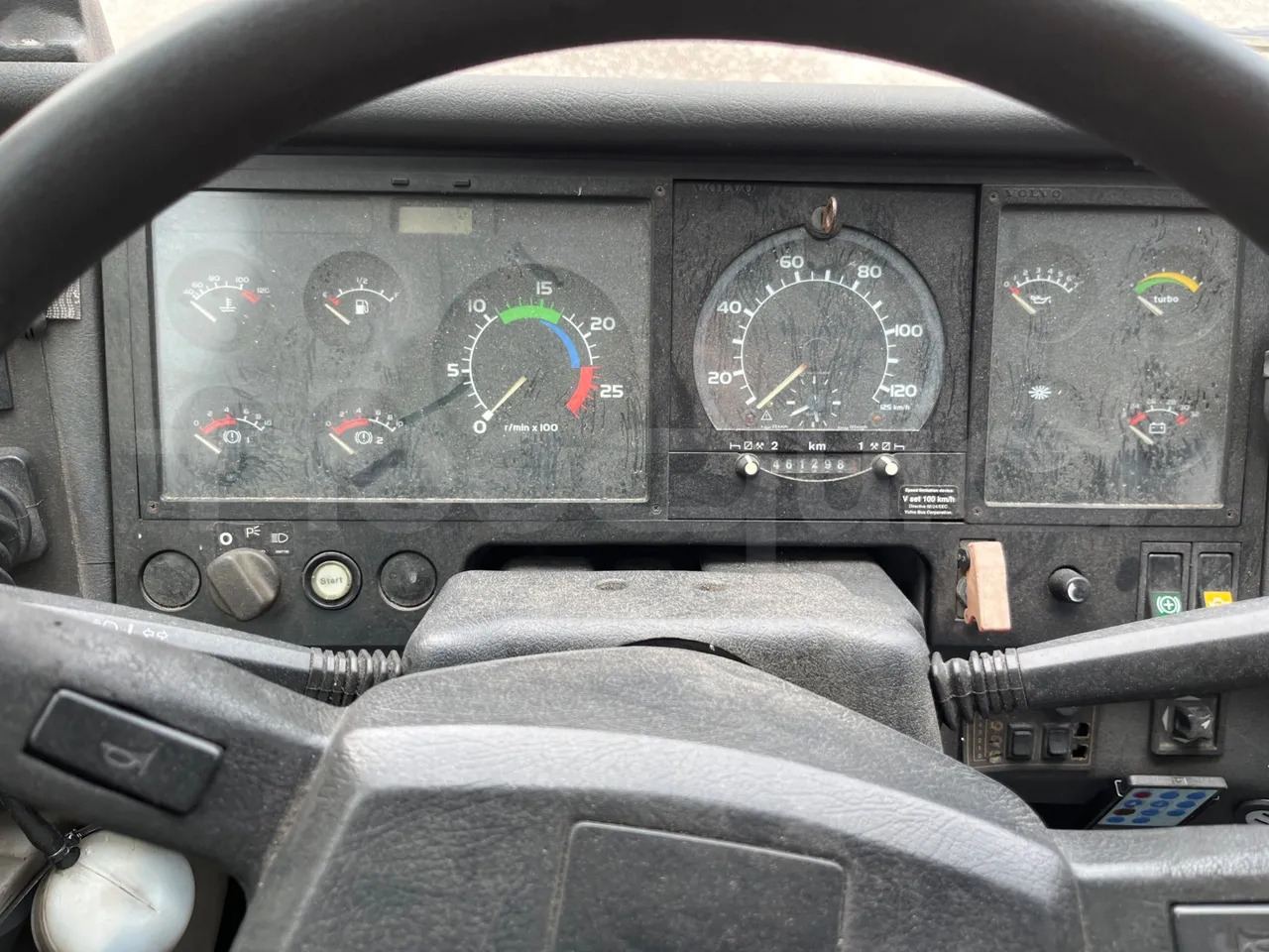 Volvo B12 - مركبة كوتش: صورة 3 Volvo B12 - مركبة كوتش: صورة 3