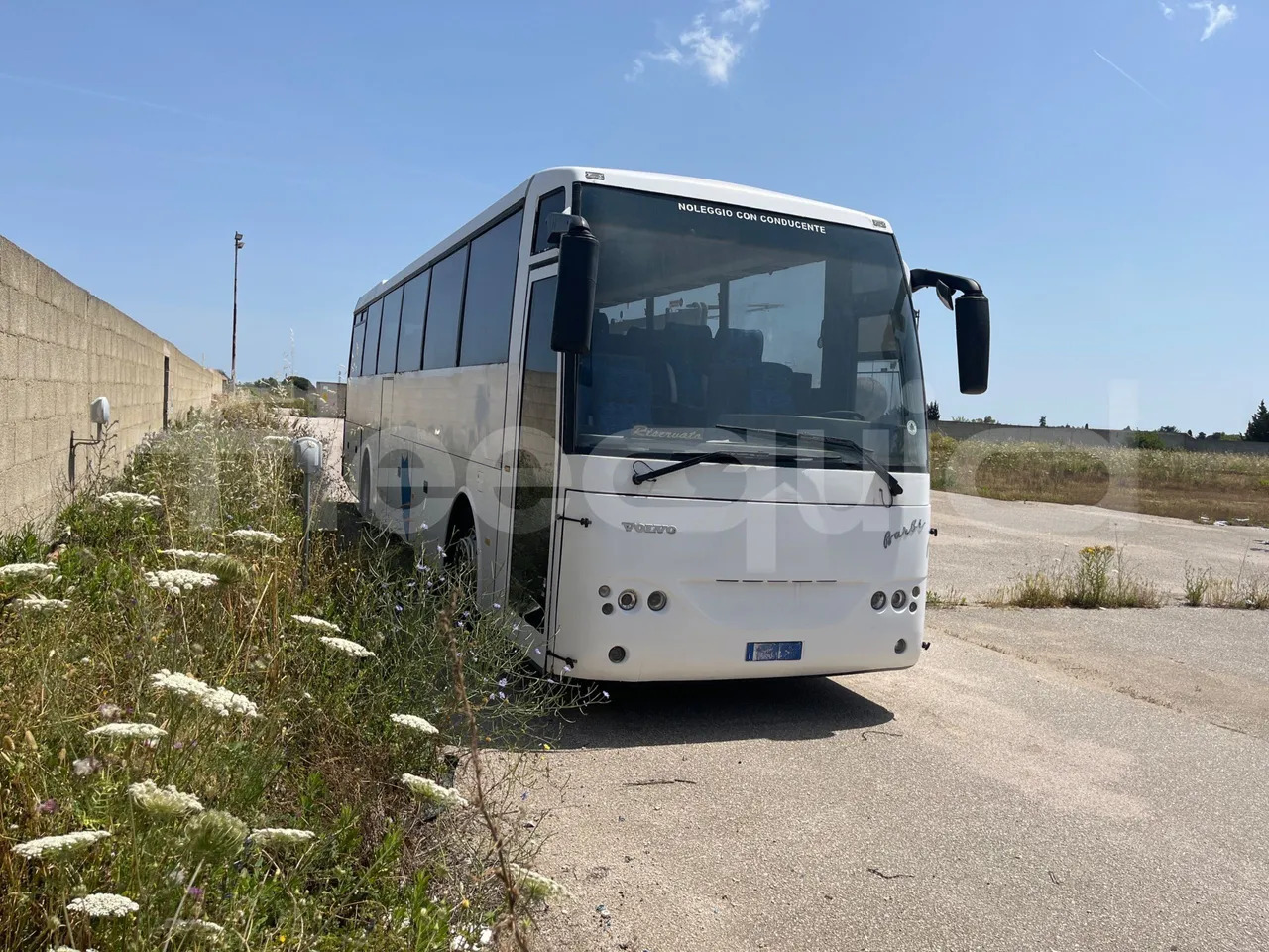 Volvo Barbi Echo - مركبة كوتش: صورة 1 Volvo Barbi Echo - مركبة كوتش: صورة 1