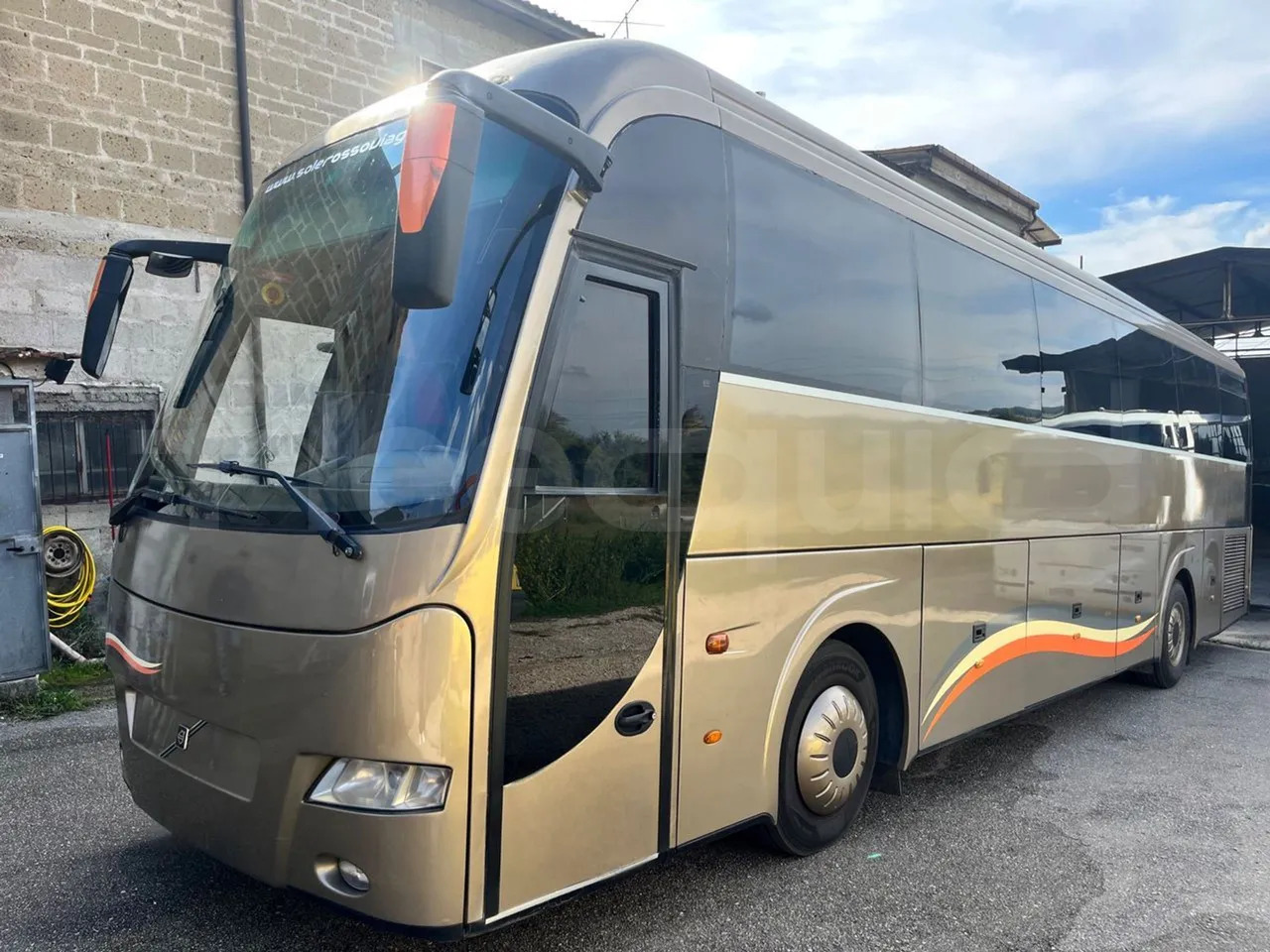 Volvo Barbi Genesis - مركبة كوتش: صورة 4 Volvo Barbi Genesis - مركبة كوتش: صورة 4