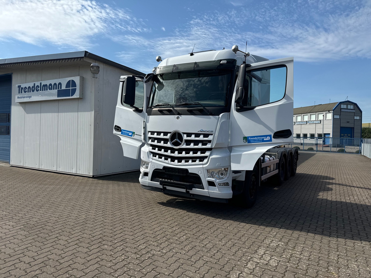 MERCEDES-BENZ Arocs 3553 4 Achsen Tridem - شاحنة ذات خطاف: صورة 4 MERCEDES-BENZ Arocs 3553 4 Achsen Tridem - شاحنة ذات خطاف: صورة 4