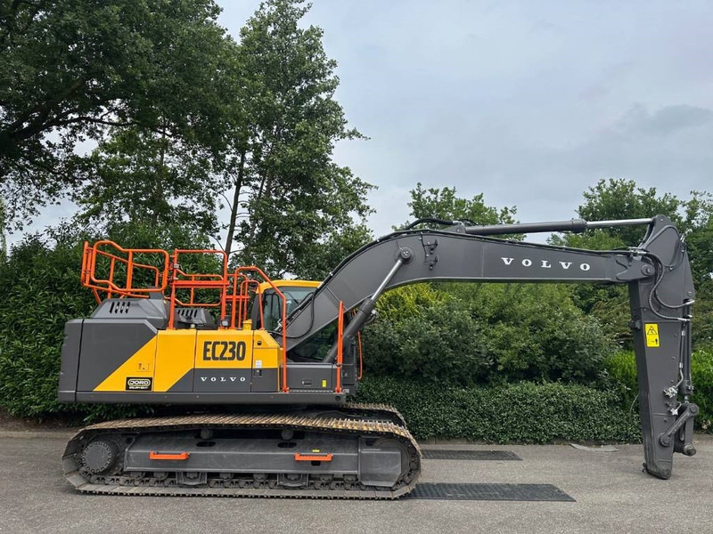 Volvo EC 220 EL - حفار زحاف: صورة 5 Volvo EC 220 EL - حفار زحاف: صورة 5