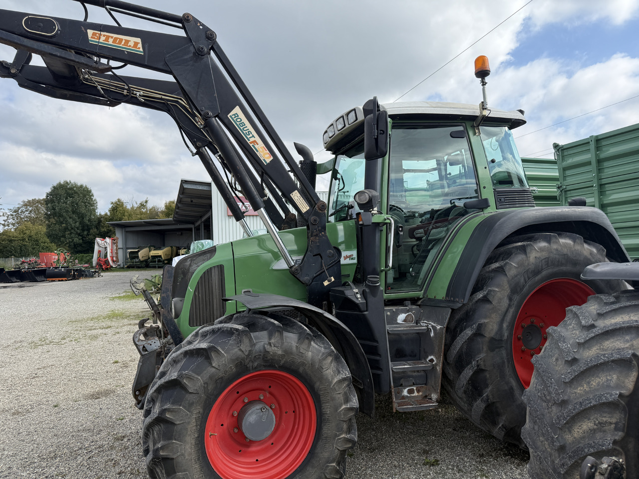 Fendt 415 TMS - جرار: صورة 1 Fendt 415 TMS - جرار: صورة 1