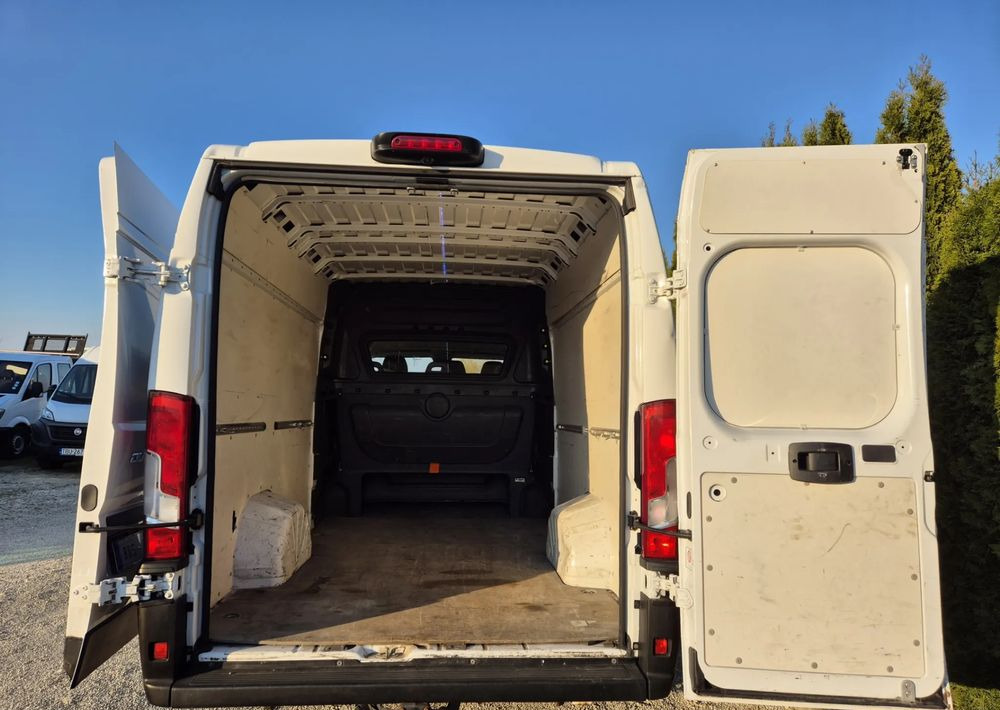 Fiat Ducato 2.3 150KM Brygadówka Maxi L4h2 - الشاحنات الصغيرة كابينة مزدوجة: صورة 4 Fiat Ducato 2.3 150KM Brygadówka Maxi L4h2 - الشاحنات الصغيرة كابينة مزدوجة: صورة 4