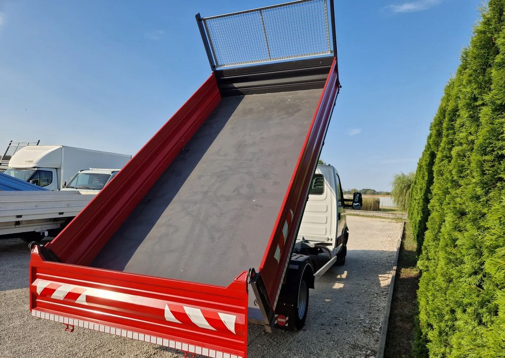 Iveco 35C15 3.0 - قلاب صغير: صورة 4 Iveco 35C15 3.0 - قلاب صغير: صورة 4