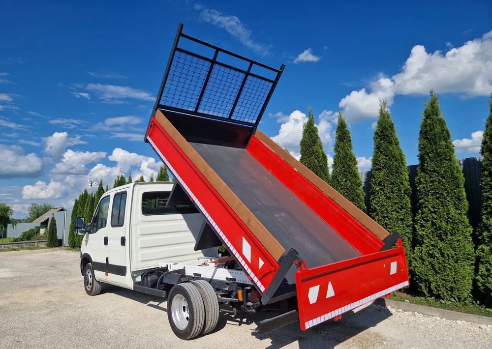 Iveco 35c15 - قلاب صغير: صورة 3 Iveco 35c15 - قلاب صغير: صورة 3