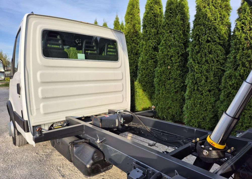 Iveco 65C18 3.0 180KM - قلاب صغير: صورة 4 Iveco 65C18 3.0 180KM - قلاب صغير: صورة 4