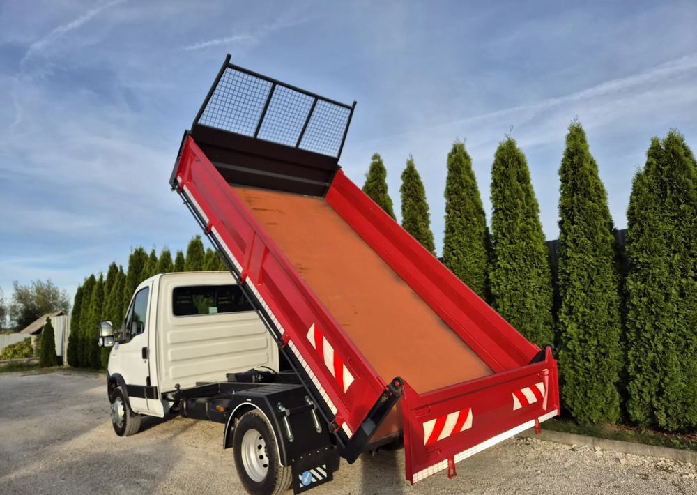 Iveco 65C18 3.0 180KM - قلاب صغير: صورة 3 Iveco 65C18 3.0 180KM - قلاب صغير: صورة 3