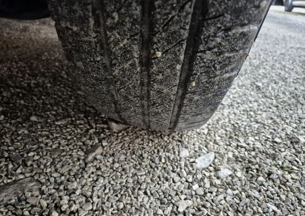 شاحنة مغلقة الصندوق Nissan ATLEON 3.0 150KM: صورة 18