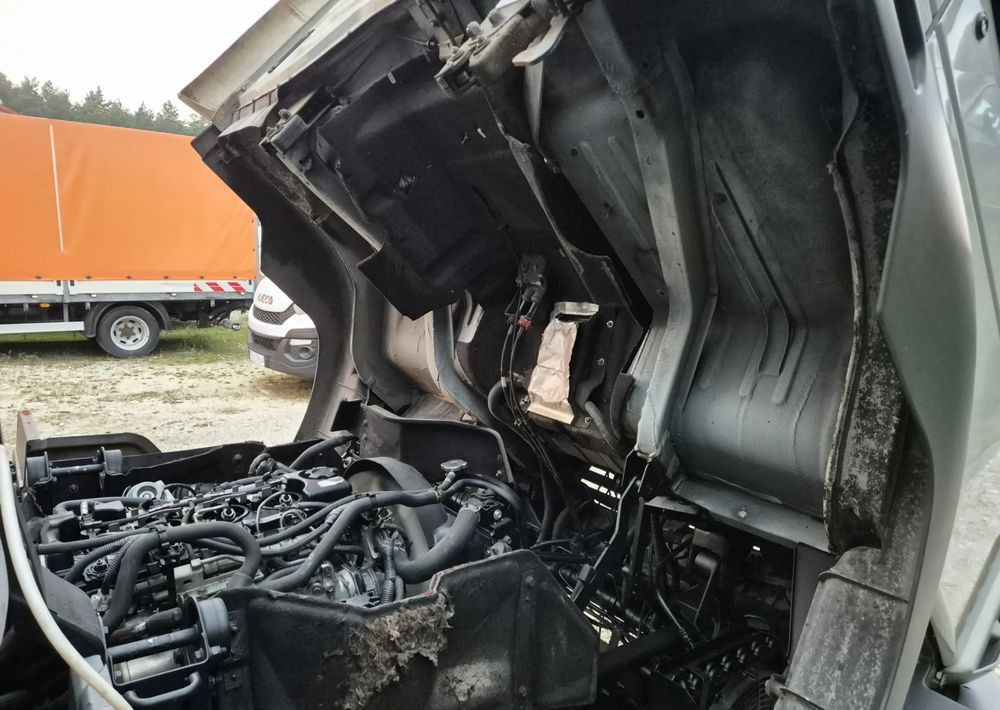 شاحنة مغلقة الصندوق Nissan ATLEON 3.0 150KM: صورة 15