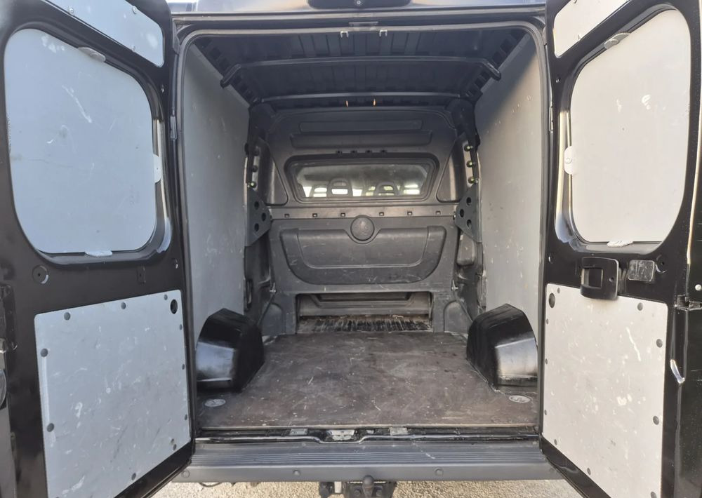 Peugeot Boxer 2.2 130KM Dubel kabina - فان: صورة 4 Peugeot Boxer 2.2 130KM Dubel kabina - فان: صورة 4