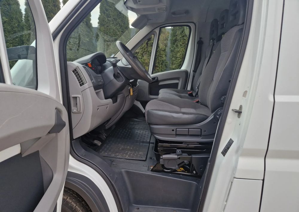 Peugeot Boxer 3.0 160KM Brygadówka - الشاحنات الصغيرة كابينة مزدوجة: صورة 5 Peugeot Boxer 3.0 160KM Brygadówka - الشاحنات الصغيرة كابينة مزدوجة: صورة 5