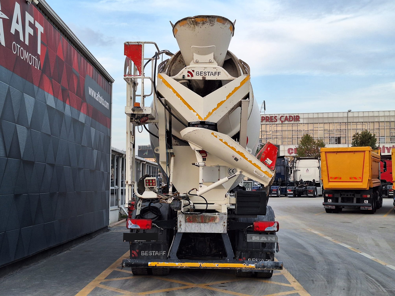 شاحنة خلاطة خرسانة MAN TGS 41.440: صورة 7 شاحنة خلاطة خرسانة MAN TGS 41.440: صورة 7