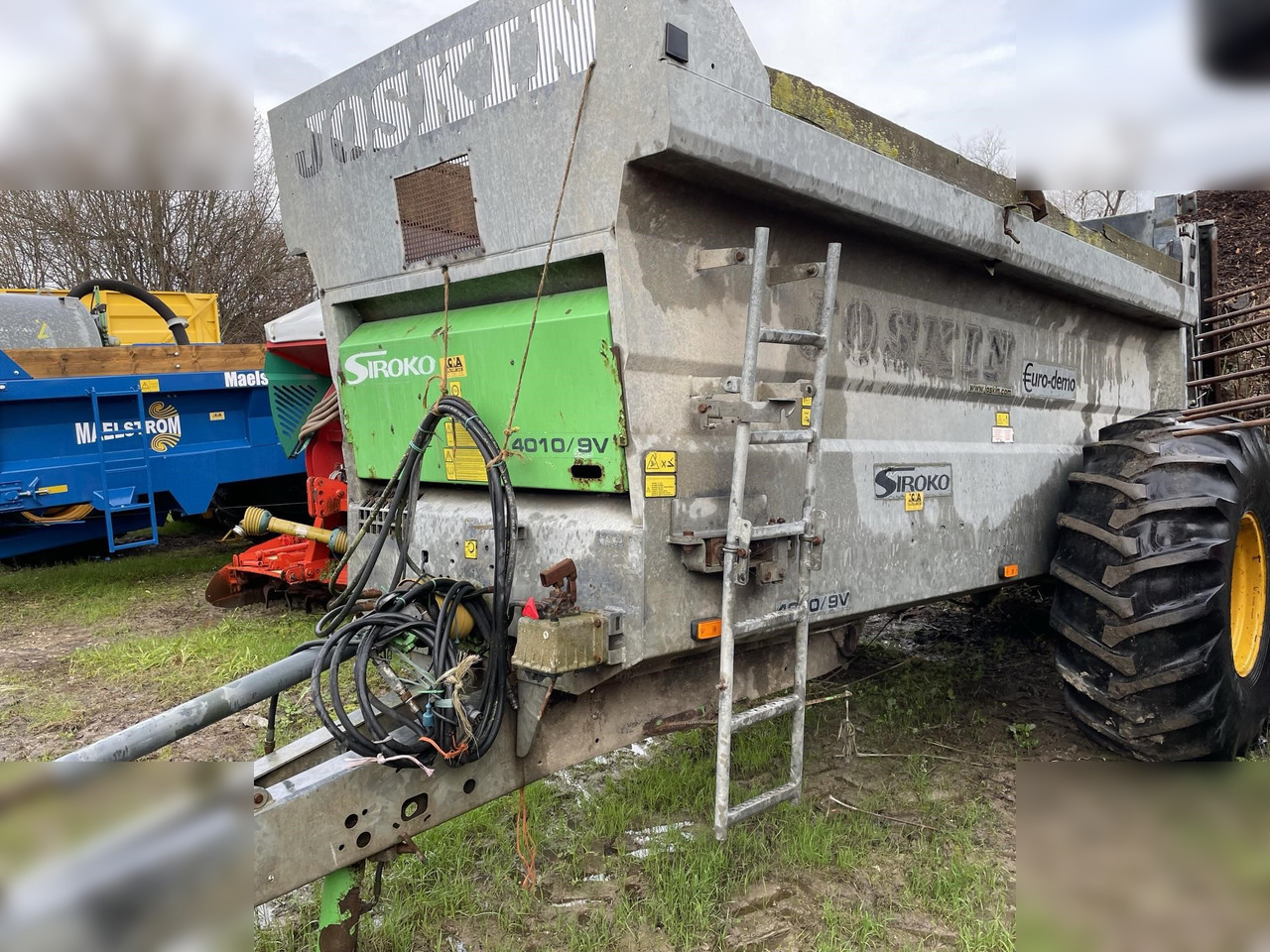 2012 JOSKIN SIROKO 4010/9V - آلة رش السماد الطبيعي: صورة 1 2012 JOSKIN SIROKO 4010/9V - آلة رش السماد الطبيعي: صورة 1