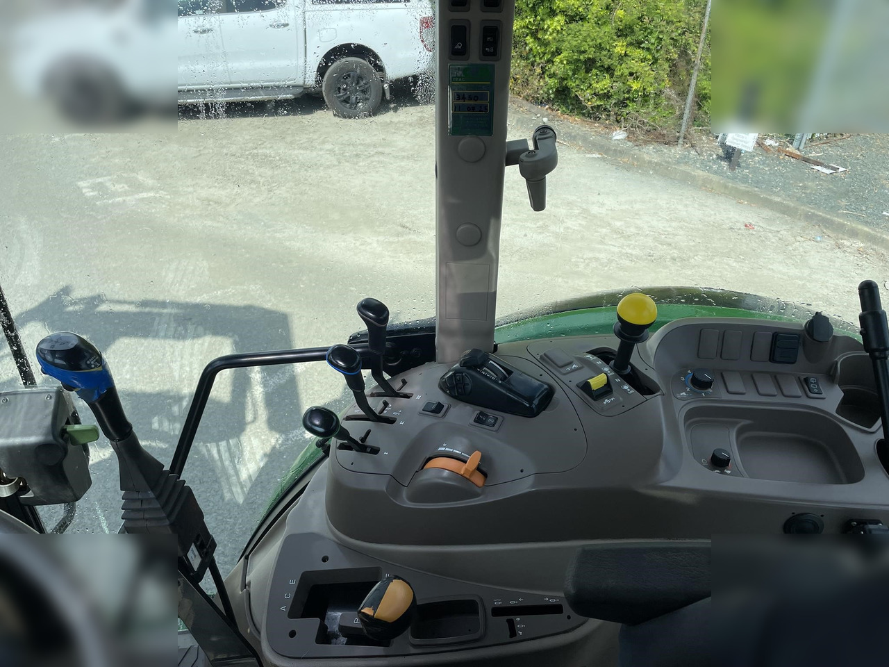 جرار 2015 JOHN DEERE 6110RC: صورة 11