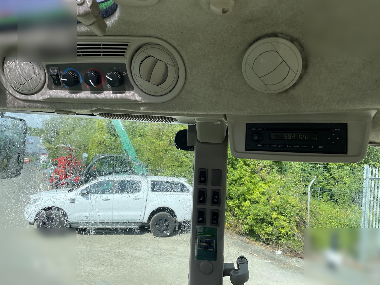 جرار 2015 JOHN DEERE 6110RC: صورة 12