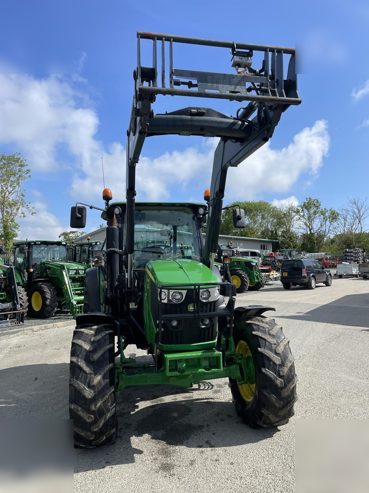 جرار 2015 JOHN DEERE 6110RC: صورة 8