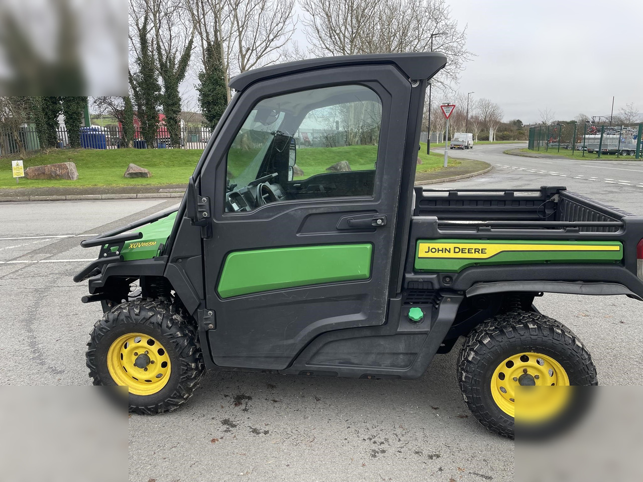 2023 JOHN DEERE GATOR XUV 865M - آلية المنفعة/ مركبة خاصة: صورة 2 2023 JOHN DEERE GATOR XUV 865M - آلية المنفعة/ مركبة خاصة: صورة 2