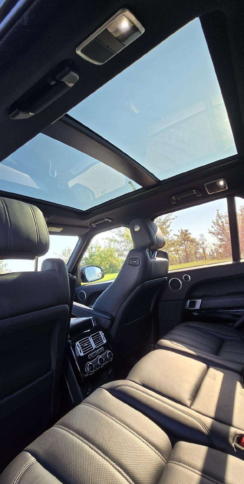 Land Rover Range Rover - سيارة دفع رباعي: صورة 3 Land Rover Range Rover - سيارة دفع رباعي: صورة 3