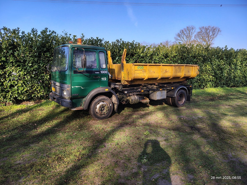 DAF 1300 - شاحنات الحاويات / جسم علوي قابل للتغيير شاحنة: صورة 2 DAF 1300 - شاحنات الحاويات / جسم علوي قابل للتغيير شاحنة: صورة 2