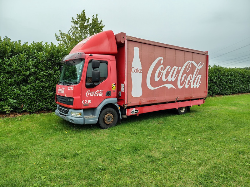 DAF LF45-220 - شاحنات مسطحة: صورة 1 DAF LF45-220 - شاحنات مسطحة: صورة 1