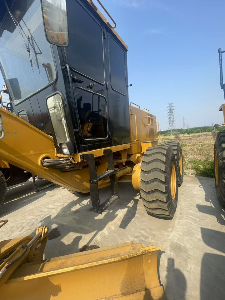 CATERPILLAR 140g used motor grader Source supply low price Road construction equipment - ممهدة: صورة 3 CATERPILLAR 140g used motor grader Source supply low price Road construction equipment - ممهدة: صورة 3