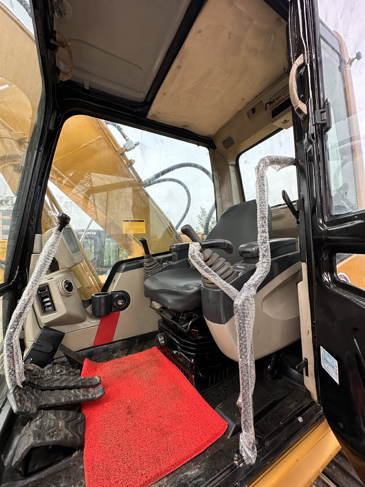 CATERPILLAR 320CL used excavator good condition for sale - حفار زحاف: صورة 5 CATERPILLAR 320CL used excavator good condition for sale - حفار زحاف: صورة 5