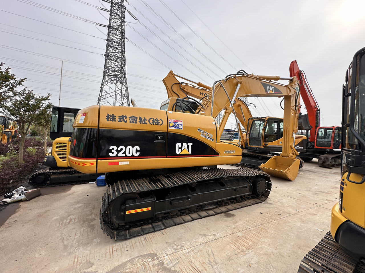 CATERPILLAR 320CL used excavator good condition for sale - حفار زحاف: صورة 1 CATERPILLAR 320CL used excavator good condition for sale - حفار زحاف: صورة 1