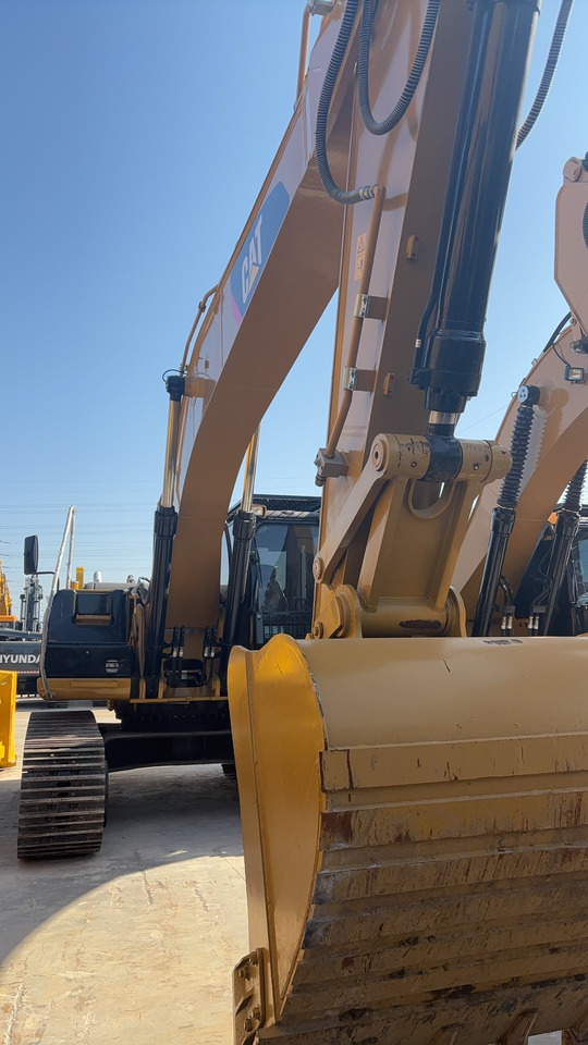 CATERPILLAR 330D2L used excavator source supply - حفار زحاف: صورة 1 CATERPILLAR 330D2L used excavator source supply - حفار زحاف: صورة 1