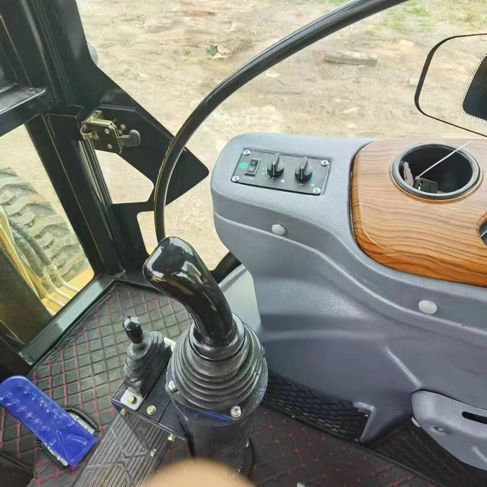 جرافة حفار CATERPILLAR 420F backhoe loader stock new low hour jcb TLB: صورة 9 جرافة حفار CATERPILLAR 420F backhoe loader stock new low hour jcb TLB: صورة 9