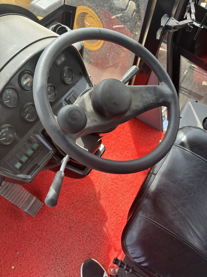 CATERPILLAR 966H great condition discouted - اللودر بعجل: صورة 5 CATERPILLAR 966H great condition discouted - اللودر بعجل: صورة 5