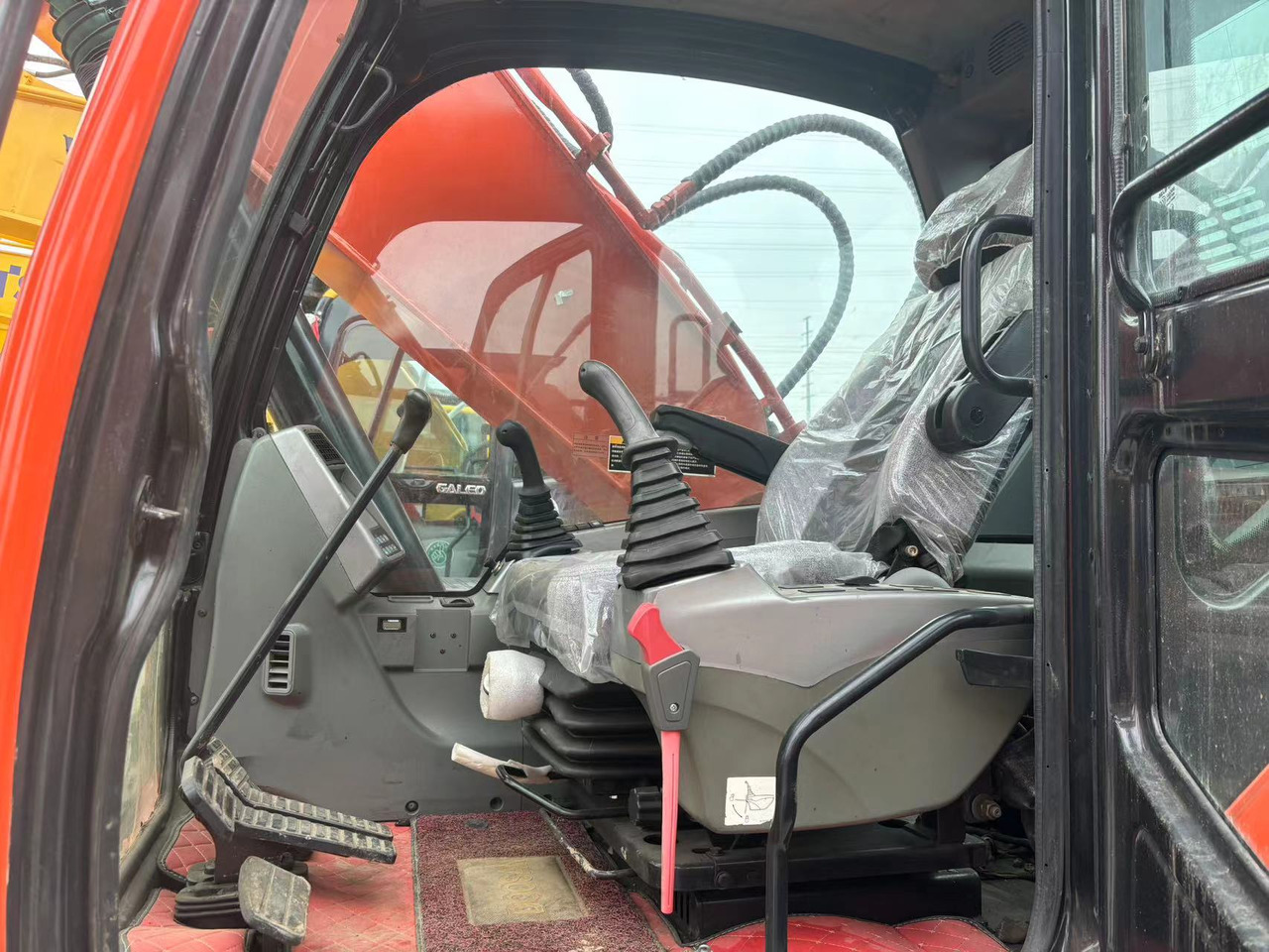 DOOSAN dx225 excavator original hot sale DOOSAN dx225 excavator original hot sale: صورة 7
