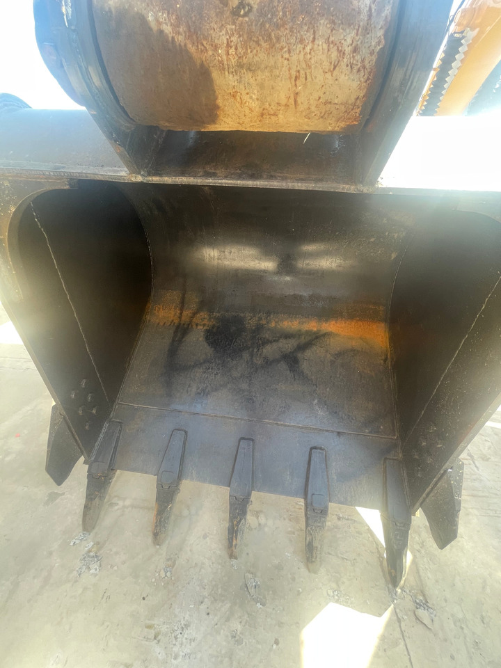 HITACHI ZX 350 - حفار زحاف: صورة 5 HITACHI ZX 350 - حفار زحاف: صورة 5