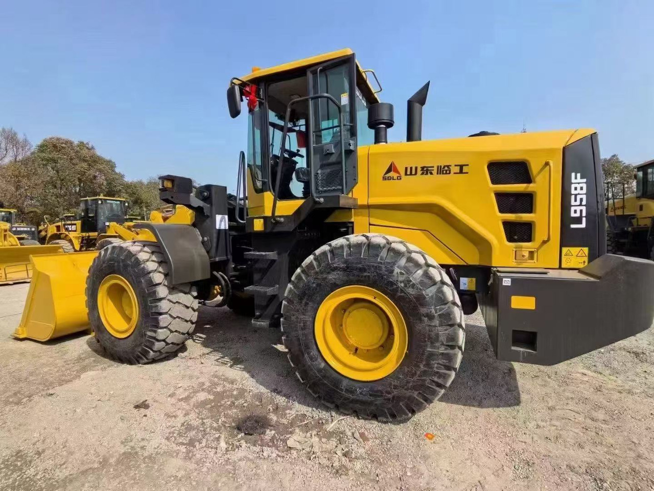 SDLG L958F china brand SDLG loader 5 ton class front loader - اللودر بعجل: صورة 3 SDLG L958F china brand SDLG loader 5 ton class front loader - اللودر بعجل: صورة 3