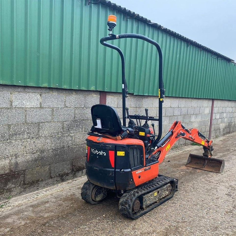 Kubota K008-5 - حفارة مُصَّغرة: صورة 2 Kubota K008-5 - حفارة مُصَّغرة: صورة 2