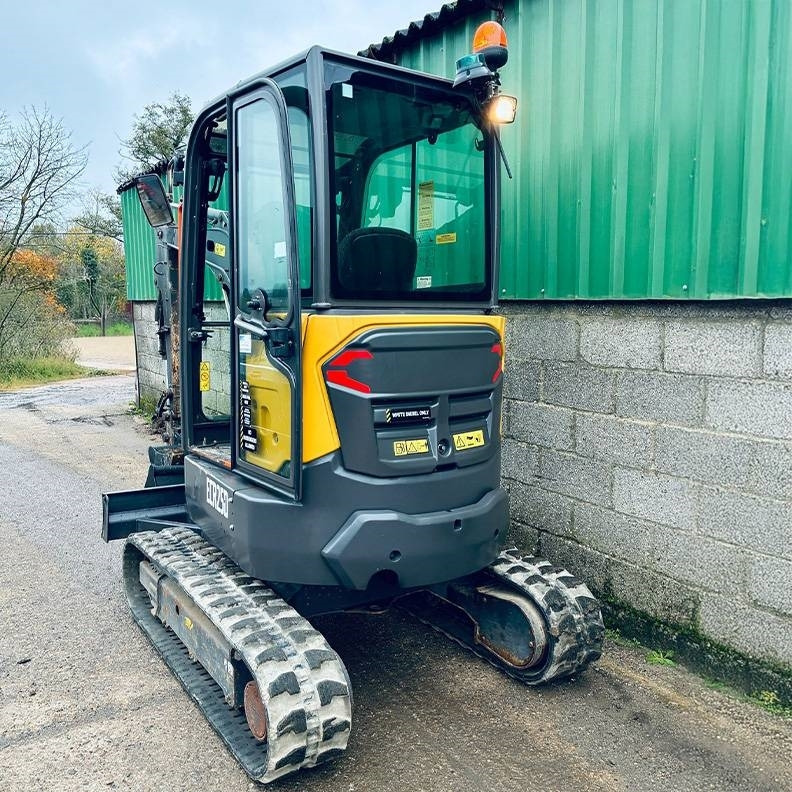 Volvo ECR25D - حفارة مُصَّغرة: صورة 3 Volvo ECR25D - حفارة مُصَّغرة: صورة 3