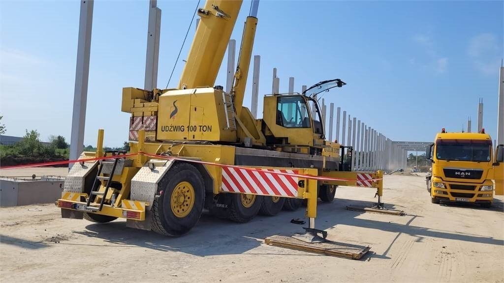 Demag AC-100/5  - رافعة لجميع التضاريس: صورة 5 Demag AC-100/5  - رافعة لجميع التضاريس: صورة 5