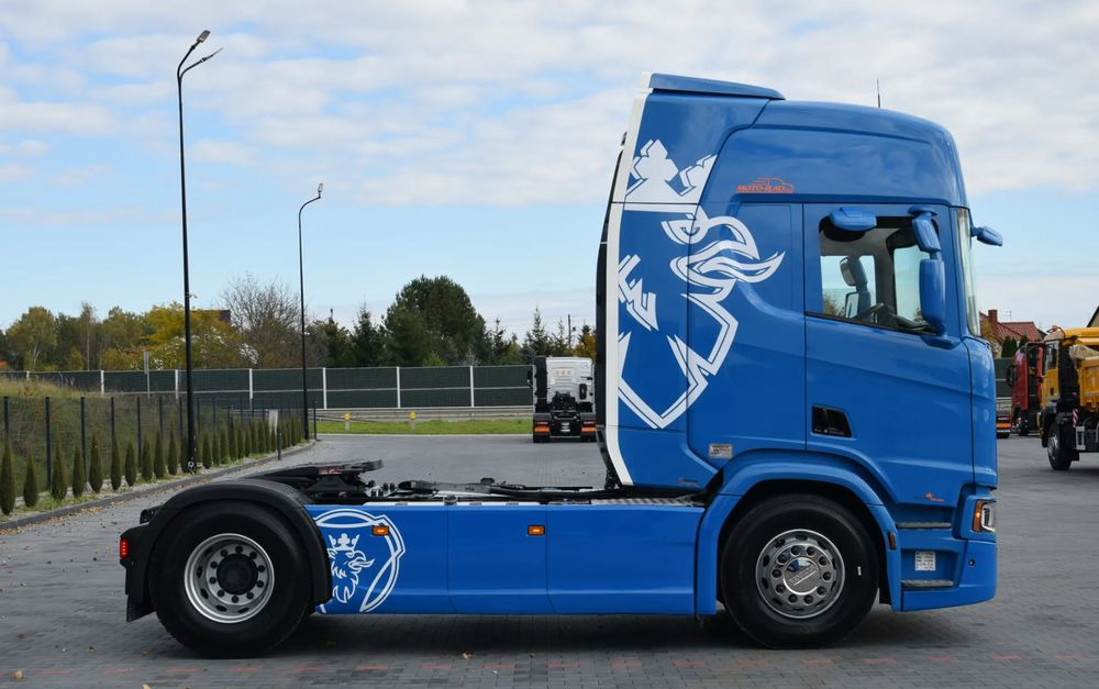 Scania Scania R500 / FULL ADR FL/AT / FULL AIRMATIC / HYDRAULIKA / RETARDER / KLIMATYZACJA POSTOJOWA / ACC / KLIMA / FULL LEDY / FULL SPOILERY / NOWE OPONY / FULL OPCJA / WERSJA PREMIUM / SERWISOWANA - وحدة جر: صورة 4 Scania Scania R500 / FULL ADR FL/AT / FULL AIRMATIC / HYDRAULIKA / RETARDER / KLIMATYZACJA POSTOJOWA / ACC / KLIMA / FULL LEDY / FULL SPOILERY / NOWE OPONY / FULL OPCJA / WERSJA PREMIUM / SERWISOWANA - وحدة جر: صورة 4