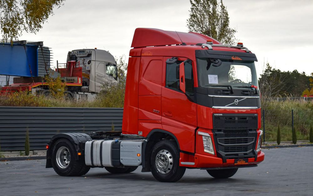 Volvo FH500 / NISKA KABINA / HYDRAULIKA / EURO 6 / ACC / LEDY / ALUFELGI / SERWISOWANY / SPROWADZONY - وحدة جر: صورة 3 Volvo FH500 / NISKA KABINA / HYDRAULIKA / EURO 6 / ACC / LEDY / ALUFELGI / SERWISOWANY / SPROWADZONY - وحدة جر: صورة 3