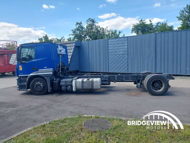 Mercedes-Benz Actros 1843 - شاحنة هيكل كابينة: صورة 4 Mercedes-Benz Actros 1843 - شاحنة هيكل كابينة: صورة 4