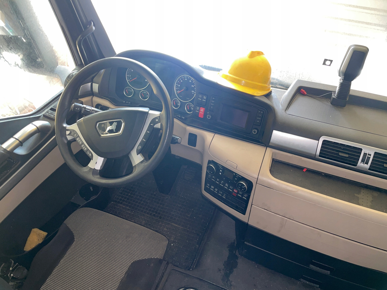 KOMPLETNA KABINA MAN TGX XXL EURO 6 LIFT - كابينة - شاحنة: صورة 1 KOMPLETNA KABINA MAN TGX XXL EURO 6 LIFT - كابينة - شاحنة: صورة 1