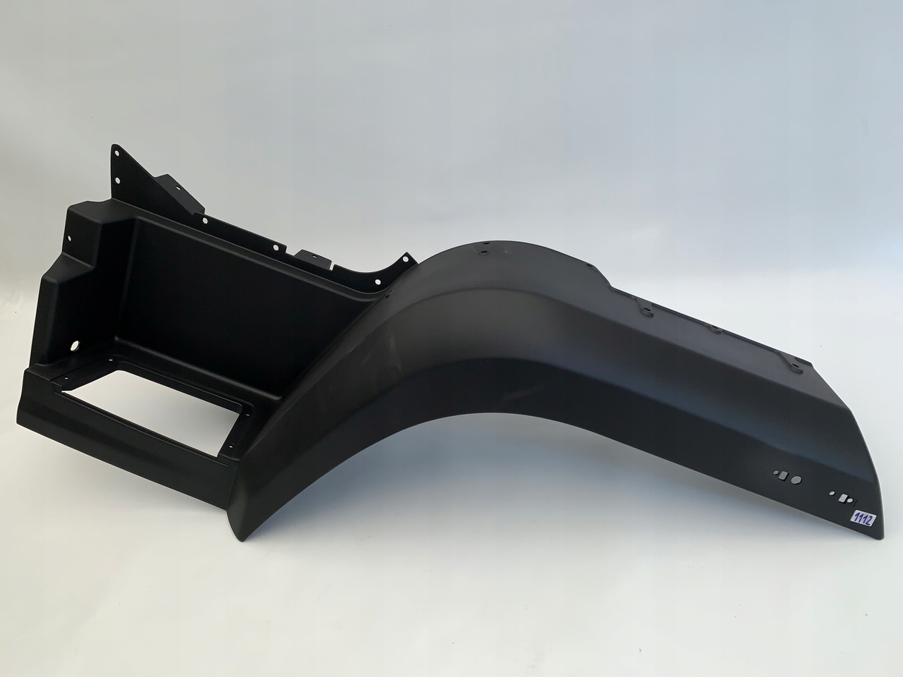 LEWA STOPNICA BŁOTNIK MAN L2000M L 2000 M NR 1112 - هيكل السيارة الخارجية - شاحنة: صورة 1 LEWA STOPNICA BŁOTNIK MAN L2000M L 2000 M NR 1112 - هيكل السيارة الخارجية - شاحنة: صورة 1