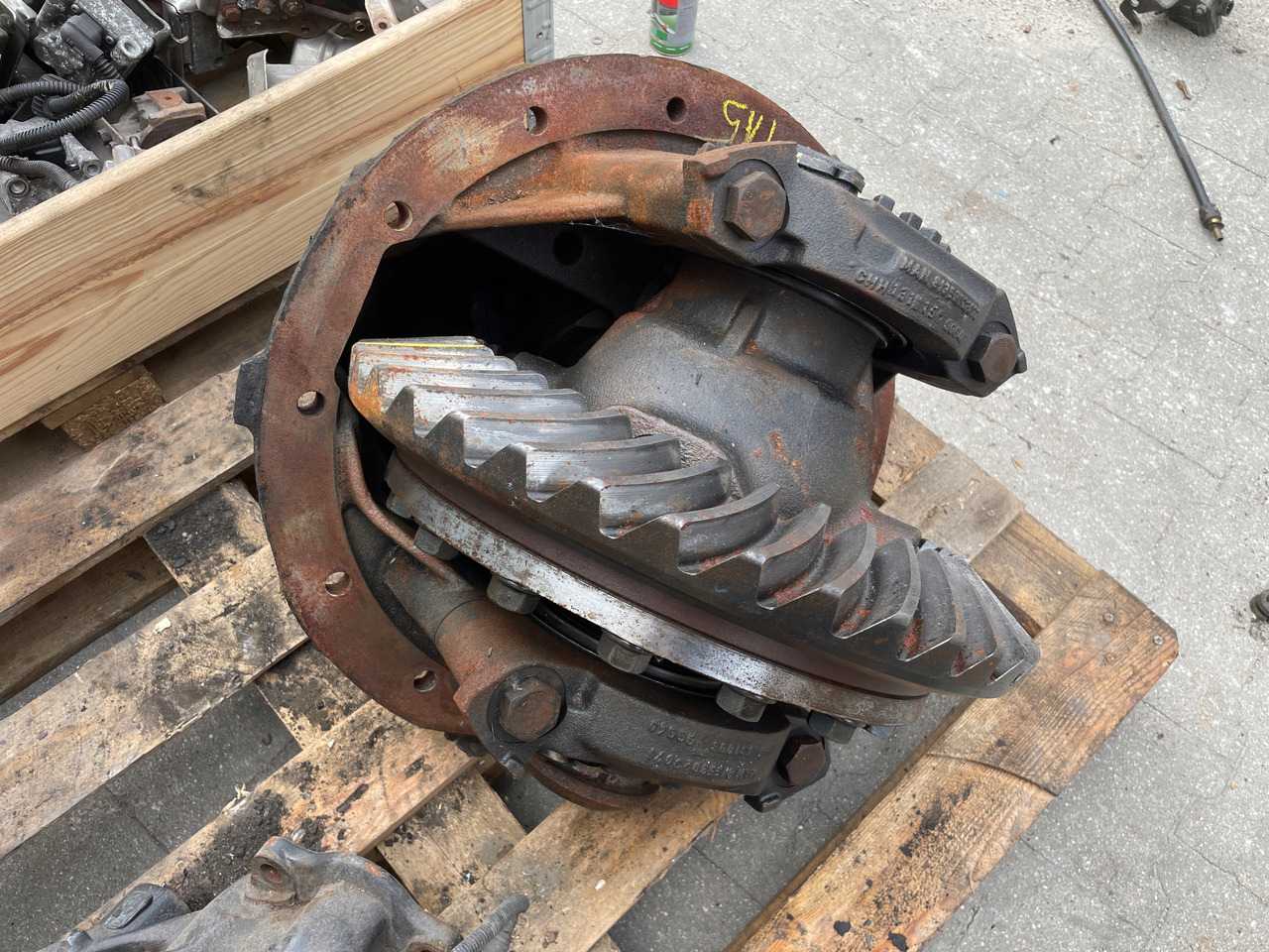 MAN TGX TGS TGA WKŁAD DYFERENCJAŁ MOSTU DYFER 38:15, 81350106301 - المحور الخلفي - شاحنة: صورة 2 MAN TGX TGS TGA WKŁAD DYFERENCJAŁ MOSTU DYFER 38:15, 81350106301 - المحور الخلفي - شاحنة: صورة 2